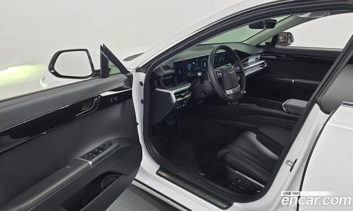 Hyundai Grandeur 2025 1.6 автомат (гидро), фото 13