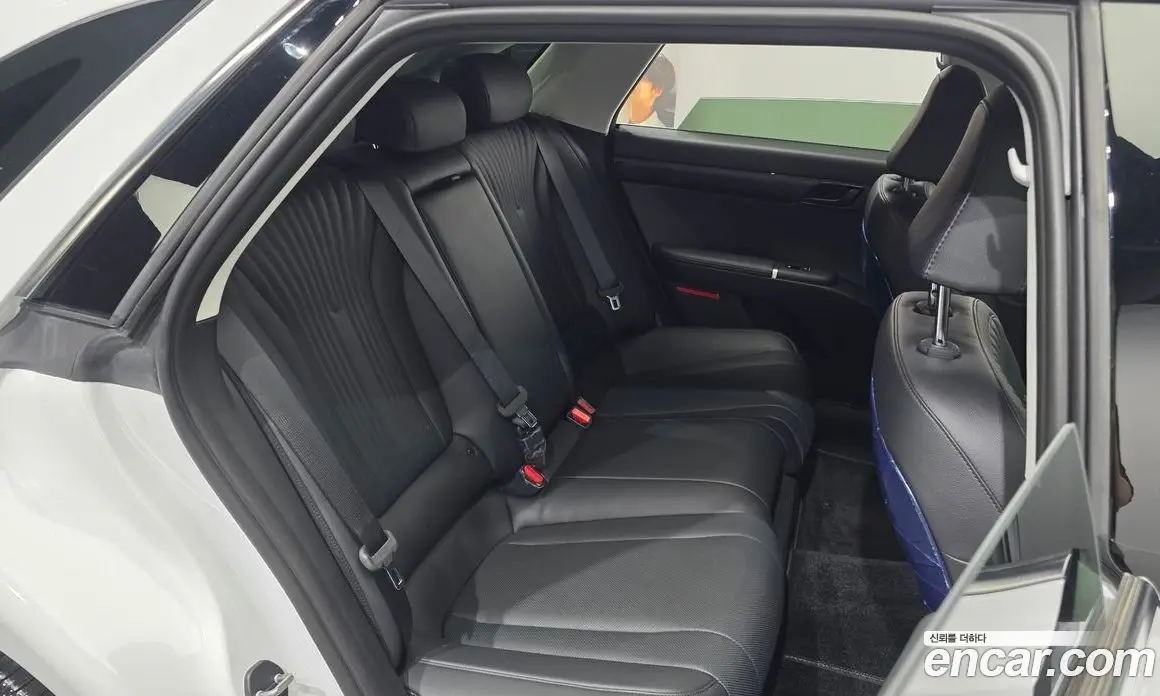 Hyundai Grandeur 2025 1.6 автомат (гидро), фото 18