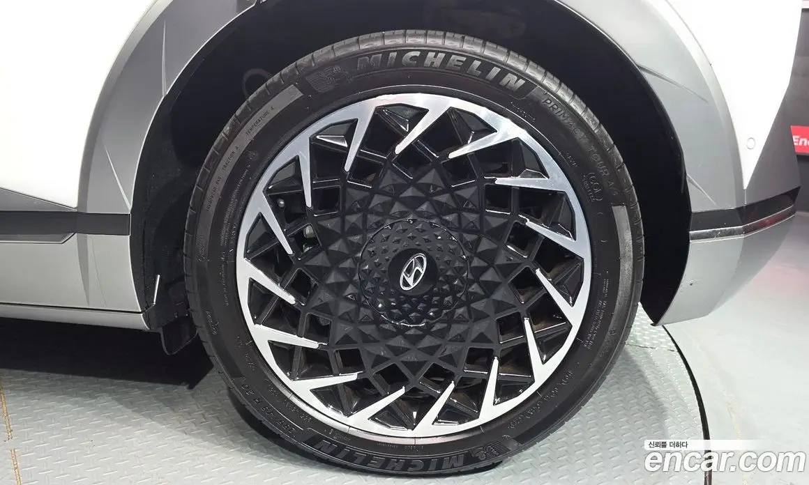 Hyundai Ioniq 5 2024 0.1 автомат (гидро), фото 7