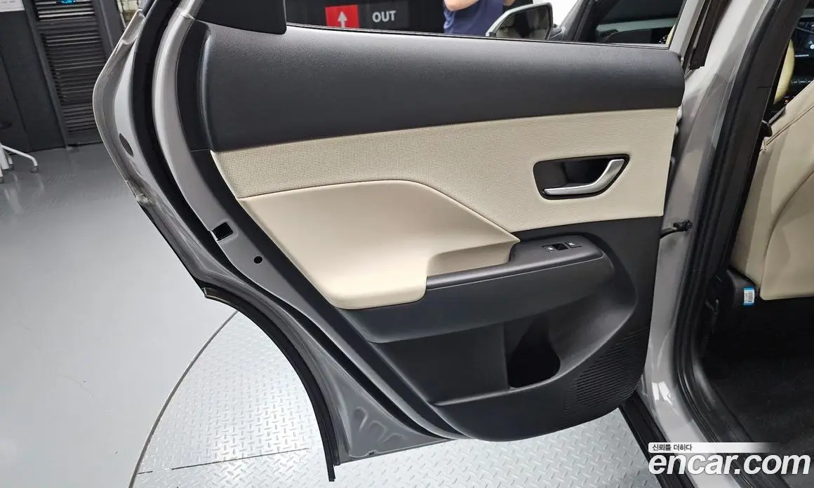 Hyundai Kona 2023 2.0 автомат (гидро), фото 15