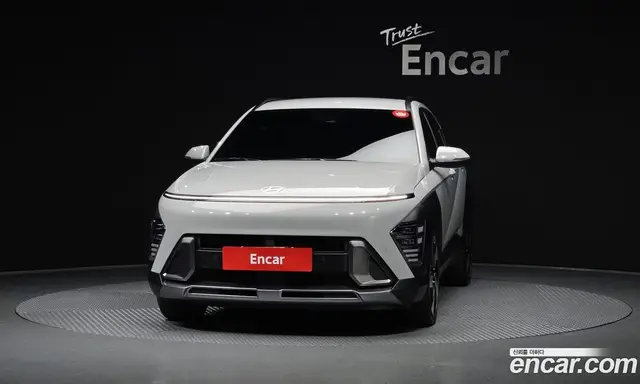 Hyundai Kona 2023 2.0 автомат (гидро), миниатюра 3