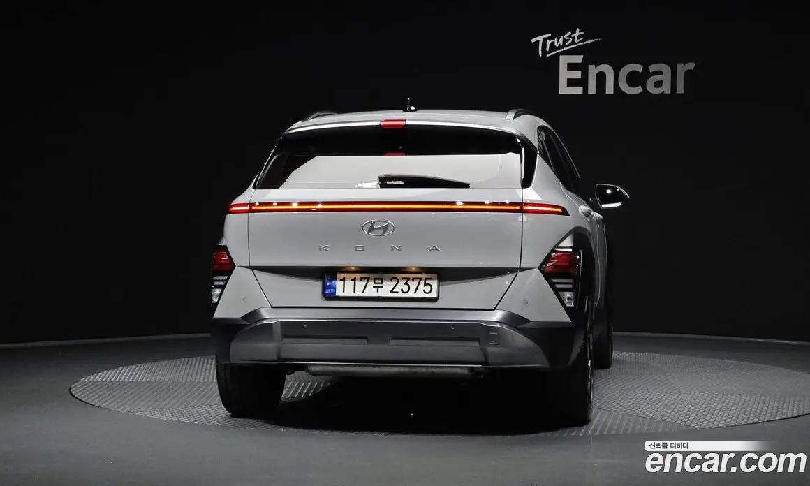 Hyundai Kona 2023 2.0 автомат (гидро), фото 4