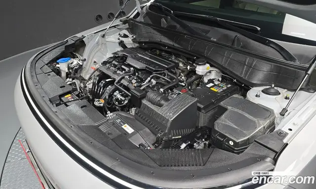 Hyundai Kona 2023 2.0 автомат (гидро), миниатюра 6