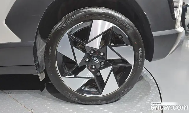 Hyundai Kona 2023 2.0 автомат (гидро), миниатюра 7
