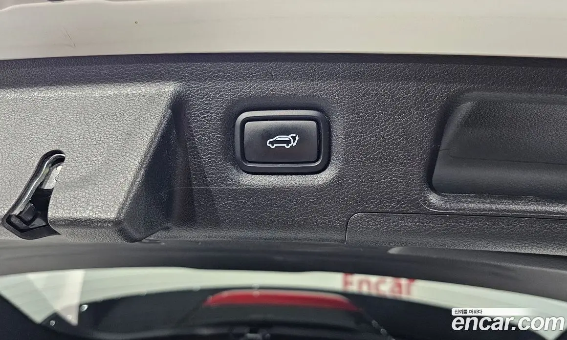Hyundai Santa Fe 2023 2.2 автомат (гидро), фото 26