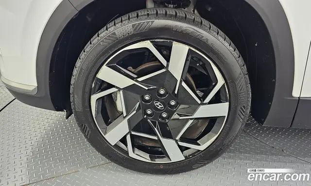 Hyundai Santa Fe 2023 2.2 автомат (гидро), миниатюра 5