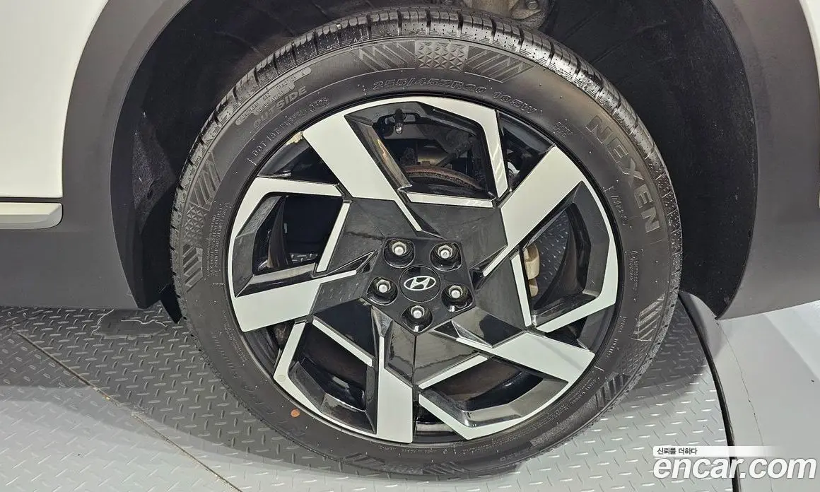Hyundai Santa Fe 2023 2.2 автомат (гидро), фото 7