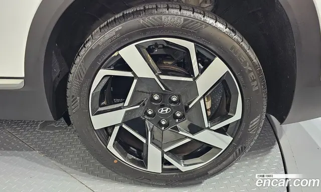 Hyundai Santa Fe 2023 2.2 автомат (гидро), миниатюра 7