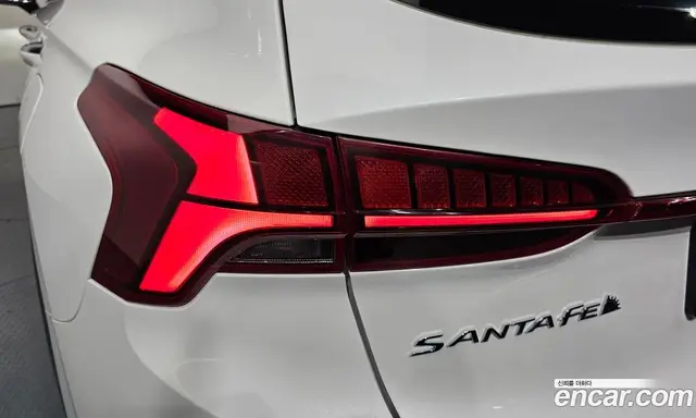 Hyundai Santa Fe 2023 2.2 автомат (гидро), миниатюра 9