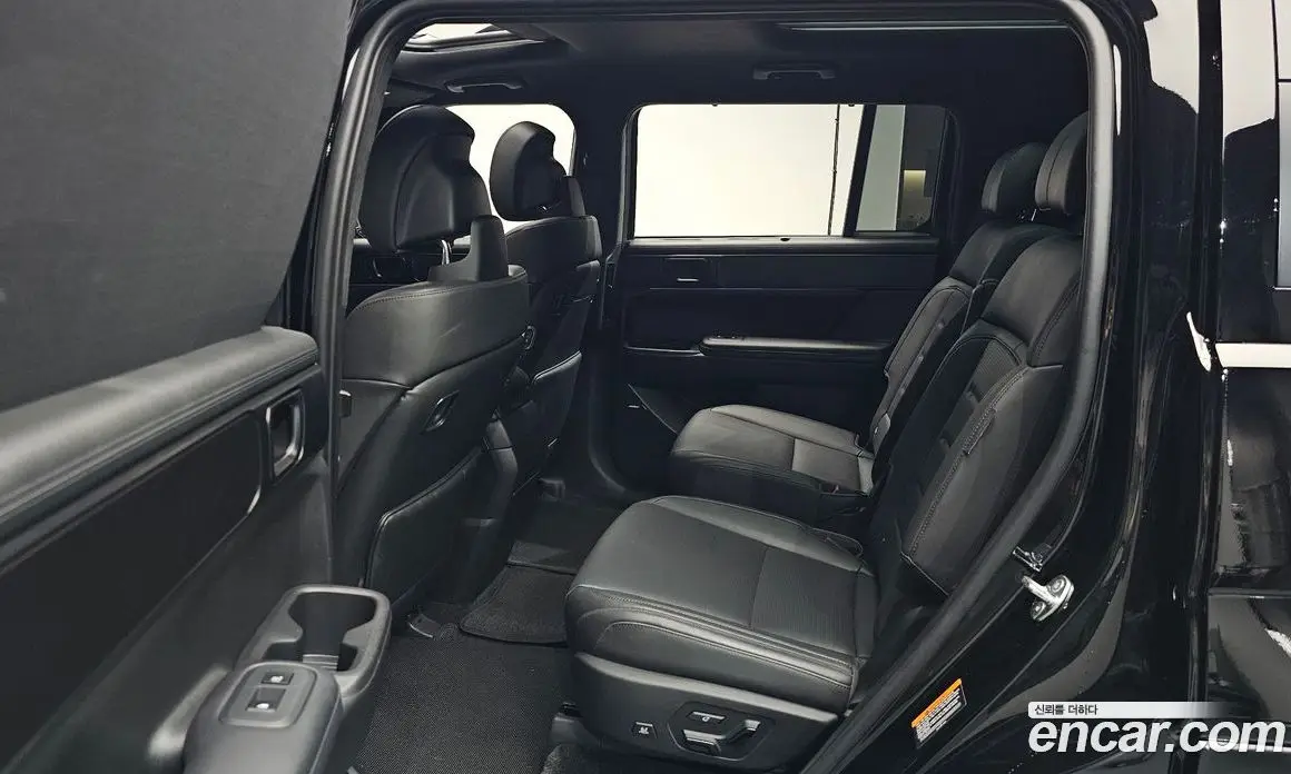 Hyundai Santa Fe 2025 1.6 автомат (гидро), фото 17