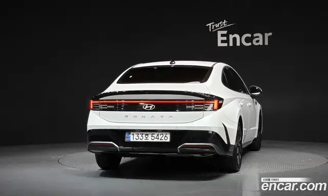 Hyundai Sonata 2024 2.0 автомат (гидро), миниатюра 4