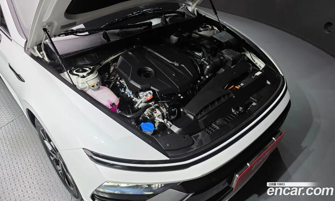 Hyundai Sonata 2024 2.0 автомат (гидро), фото 6