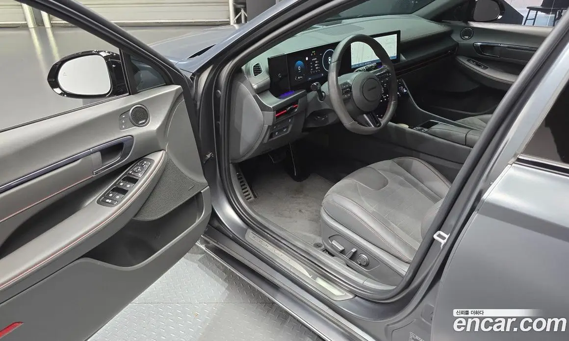 Hyundai Sonata 2024 2.5 автомат (гидро), фото 13