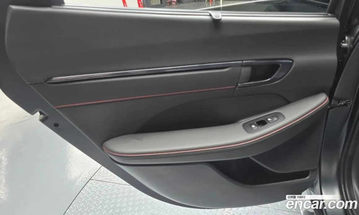 Hyundai Sonata 2024 2.5 автомат (гидро), фото 15