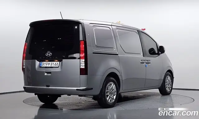 Hyundai Staria 2025 2.2 автомат (гидро), миниатюра 2