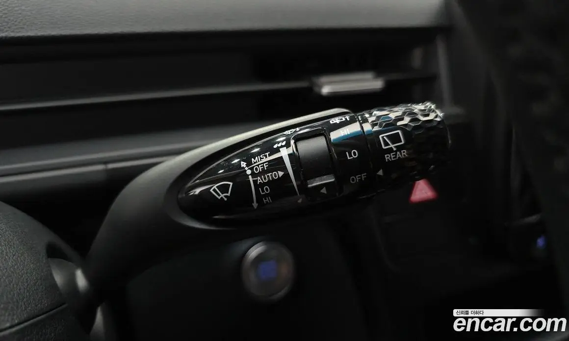 Hyundai Staria 2025 2.2 автомат (гидро), фото 29