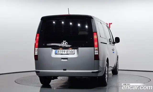 Hyundai Staria 2025 2.2 автомат (гидро), миниатюра 4