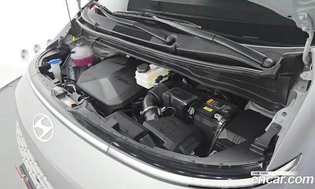 Hyundai Staria 2025 2.2 автомат (гидро), миниатюра 6