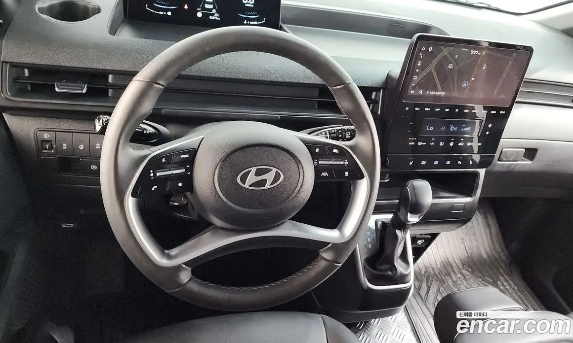 Hyundai Staria 2025 2.2 автомат (гидро), фото 13