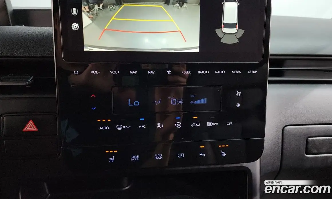 Hyundai Staria 2025 2.2 автомат (гидро), фото 14