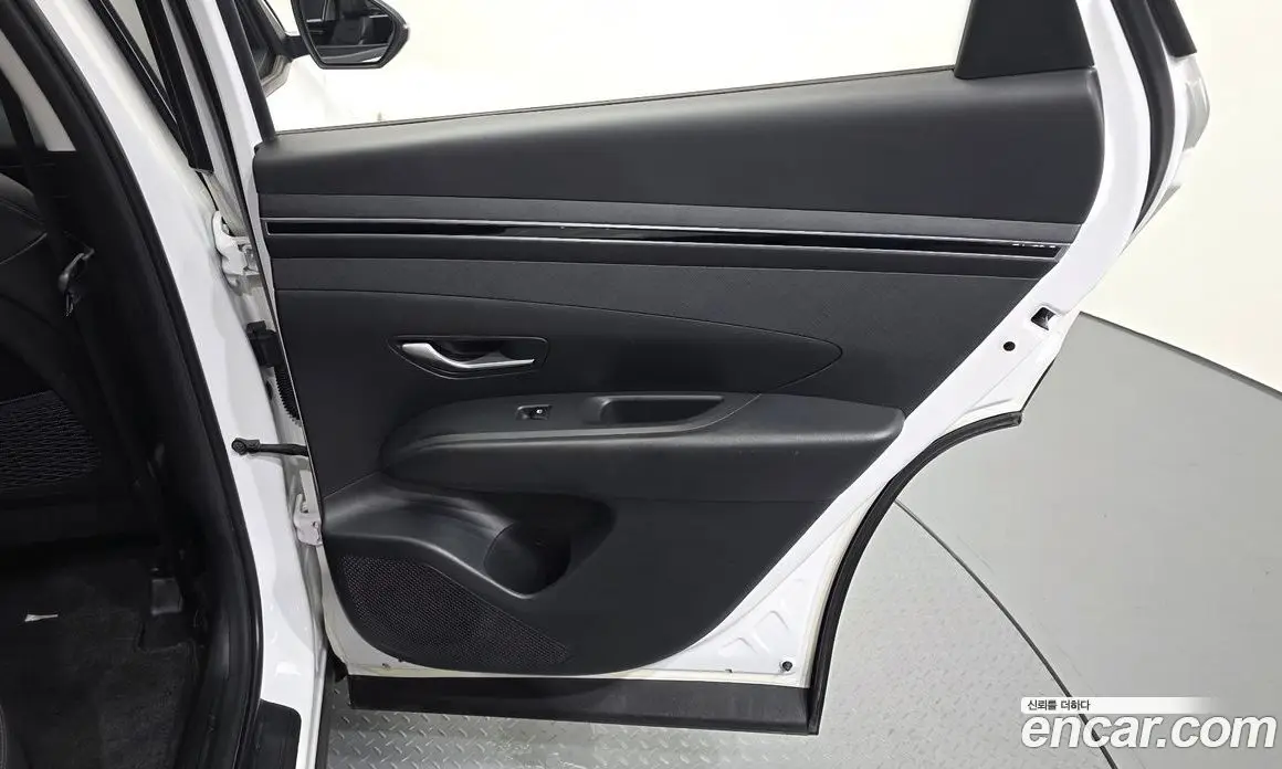 Hyundai Tucson 2021 1.6 автомат (гидро), фото 15