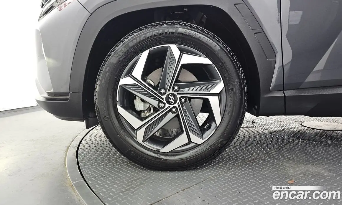 Hyundai Tucson 2022 1.6 автомат (гидро), фото 5