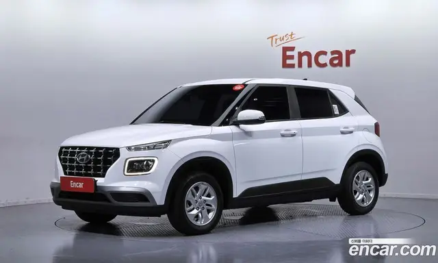 Hyundai Venue 2022 1.6 автомат (гидро), миниатюра 1