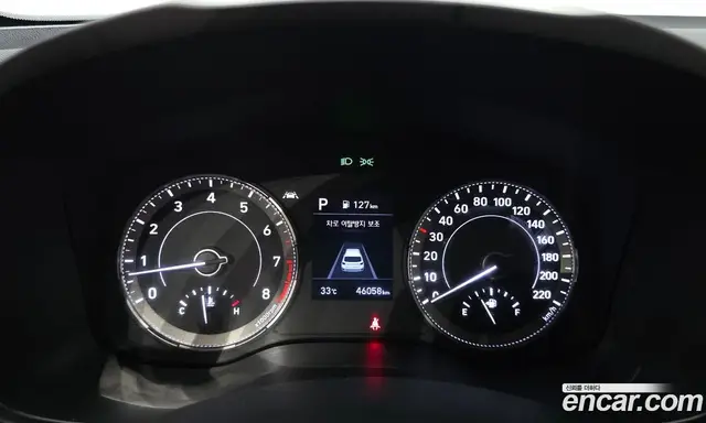 Hyundai Venue 2022 1.6 автомат (гидро), миниатюра 11