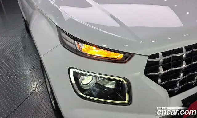 Hyundai Venue 2022 1.6 автомат (гидро), миниатюра 8