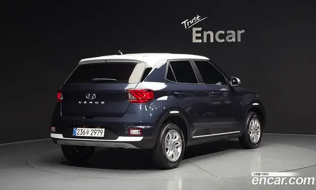 Hyundai Venue 2025 1.6 автомат (гидро), миниатюра 2