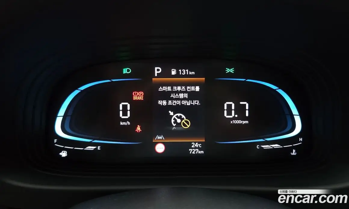 Hyundai Venue 2025 1.6 автомат (гидро), фото 11