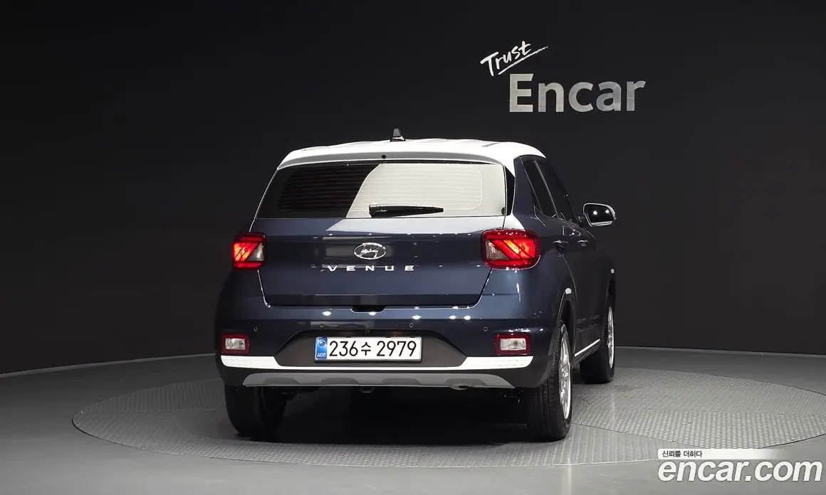 Hyundai Venue 2025 1.6 автомат (гидро), фото 4