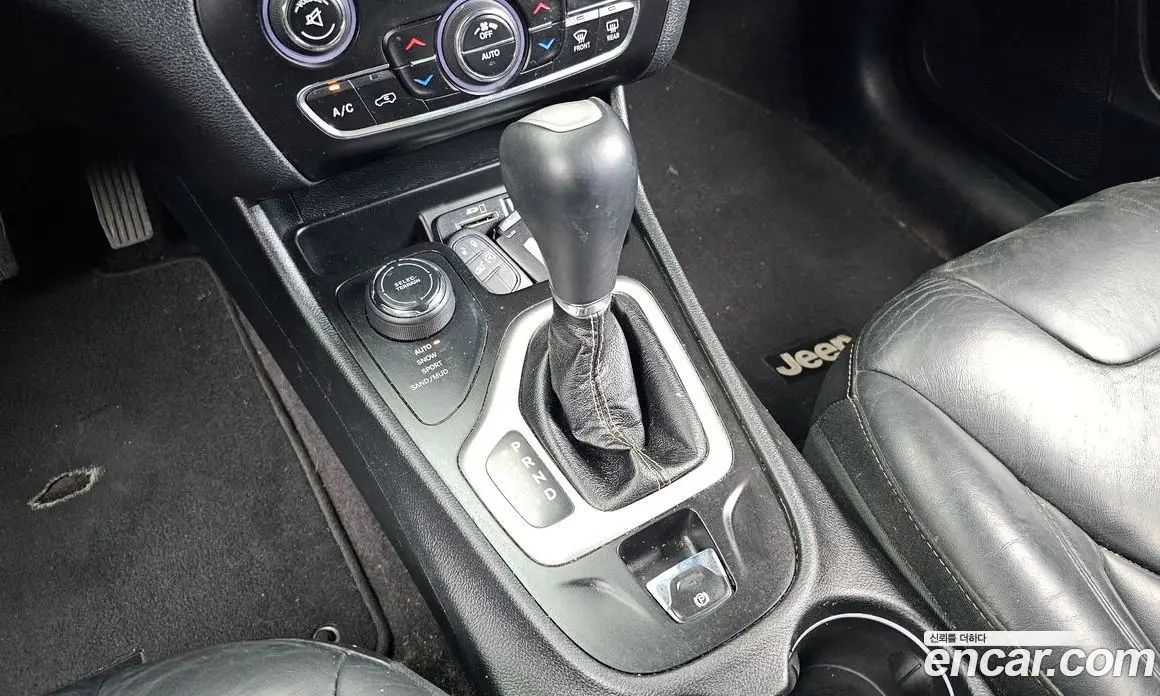 Jeep Cherokee 2017 2.4 автомат (гидро), фото 9