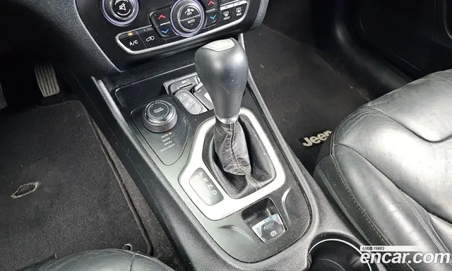 Jeep Cherokee 2017 2.4 автомат (гидро), миниатюра 9
