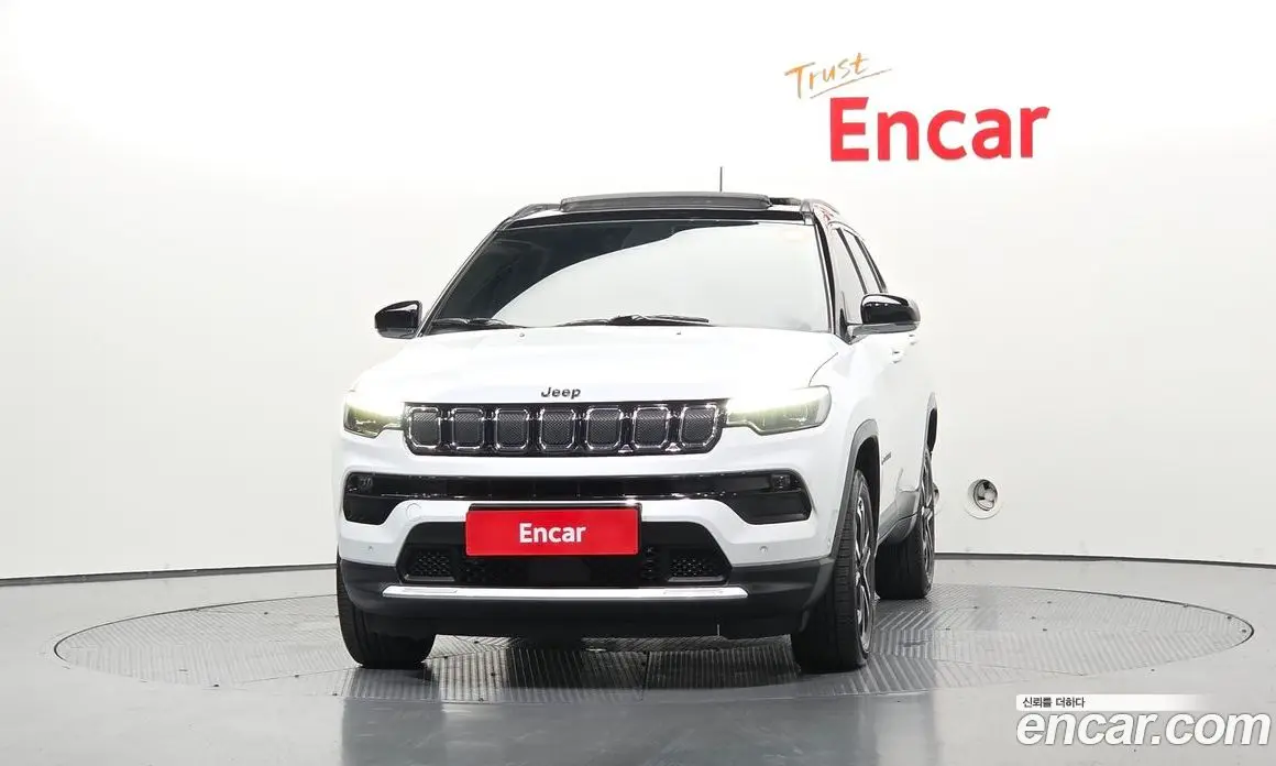 Jeep Compass 2022 2.4 автомат (гидро), фото 3