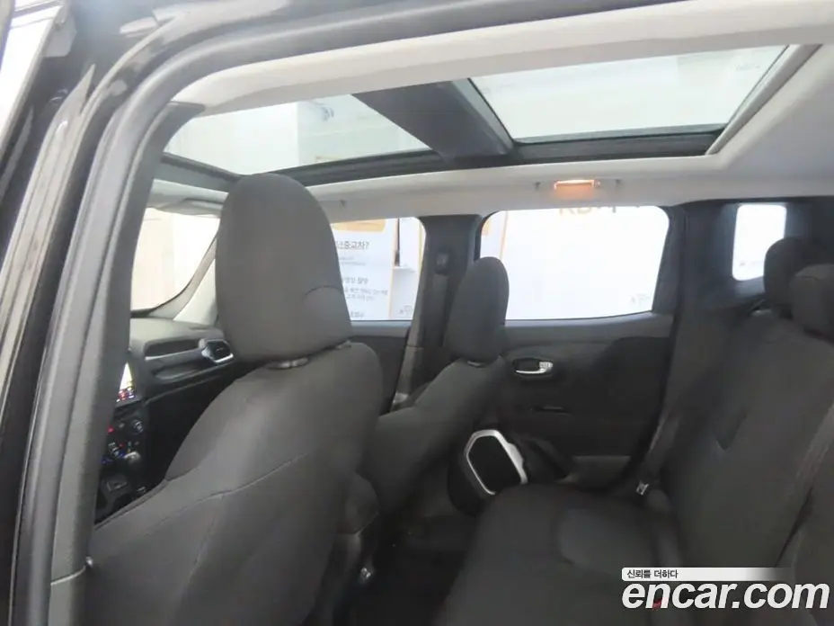 Jeep Renegade 2018 2.4 автомат (гидро), фото 18