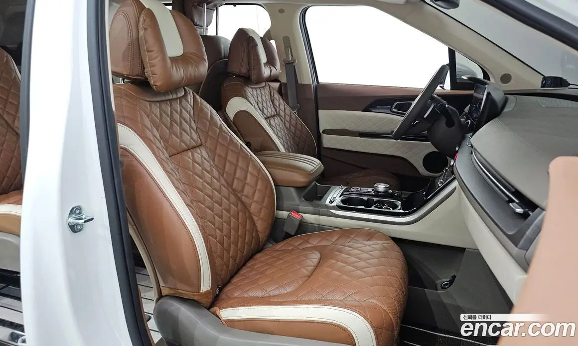 Kia Carnival 2023 3.5 автомат (гидро), фото 16