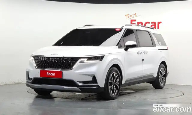 Kia Carnival 2023 2.2 автомат (гидро), миниатюра 1