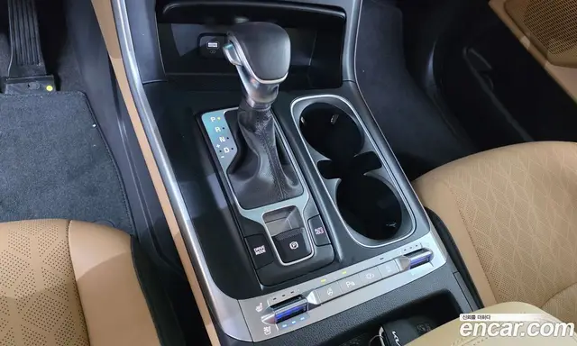 Kia Carnival 2023 2.2 автомат (гидро), миниатюра 12