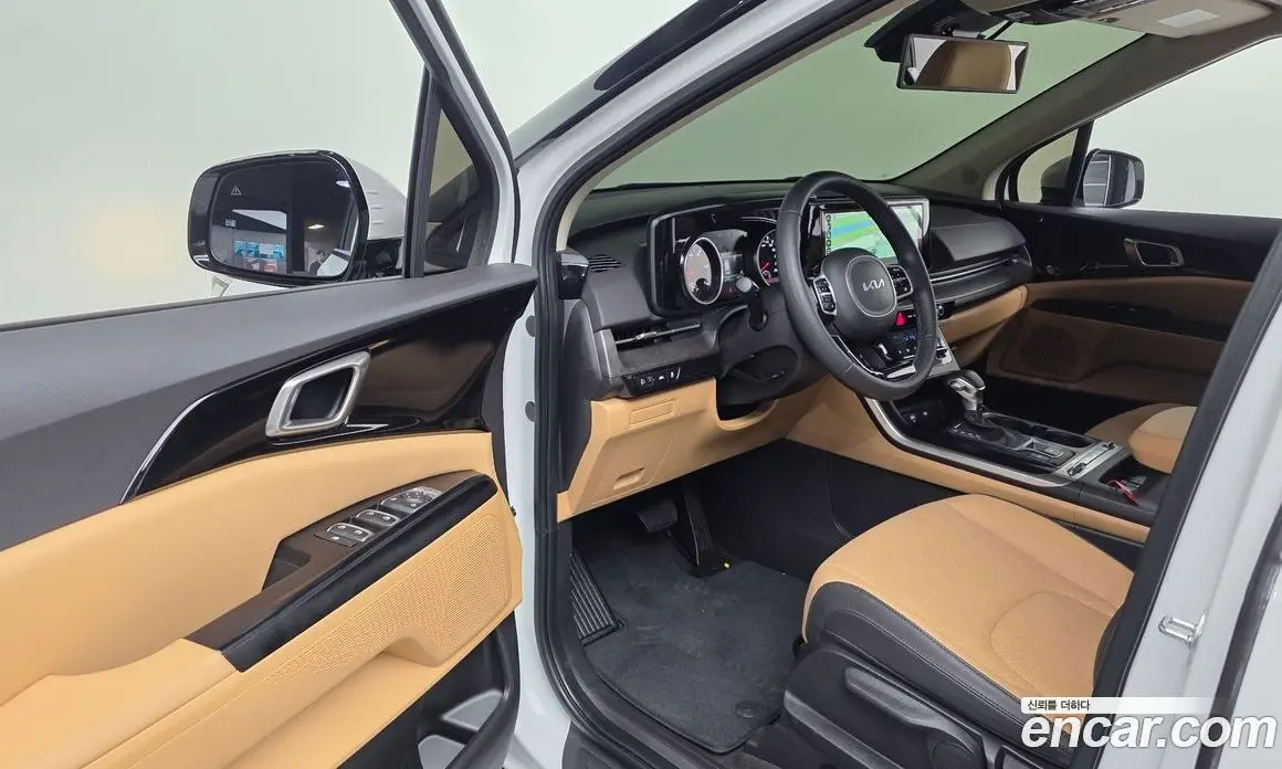 Kia Carnival 2023 2.2 автомат (гидро), фото 13
