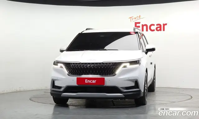 Kia Carnival 2023 2.2 автомат (гидро), миниатюра 3