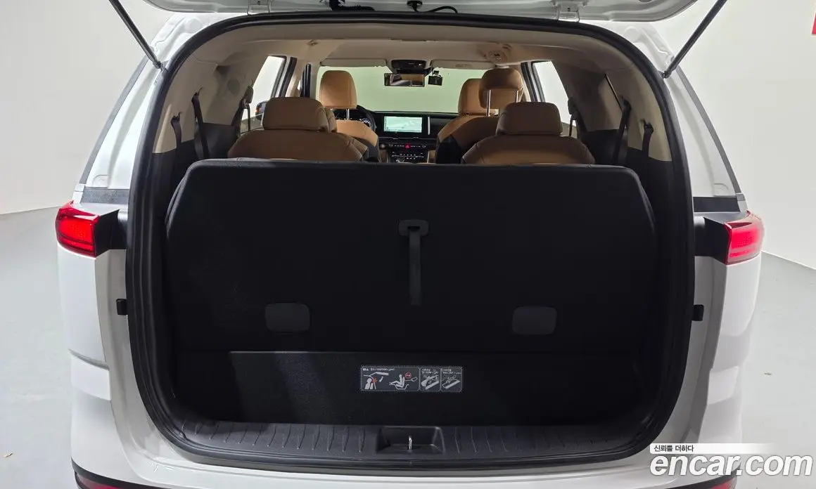 Kia Carnival 2023 2.2 автомат (гидро), фото 26