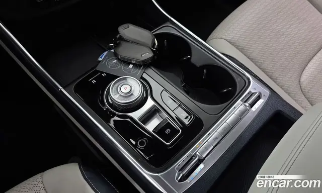 Kia Carnival 2024 1.6 автомат (гидро), миниатюра 11