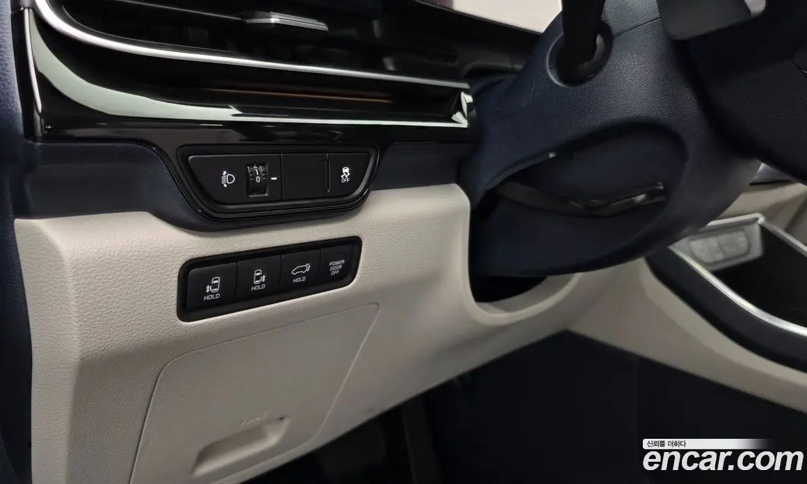 Kia Carnival 2024 1.6 автомат (гидро), фото 28
