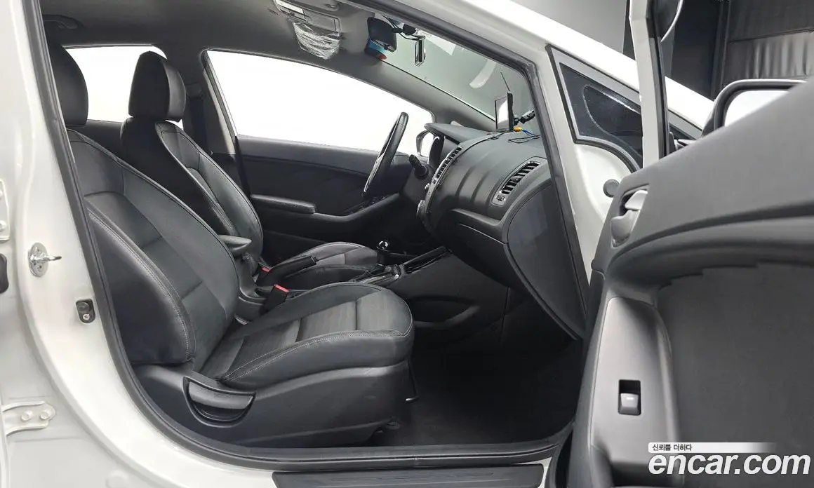 Kia K3 2016 1.6 автомат (гидро), фото 16