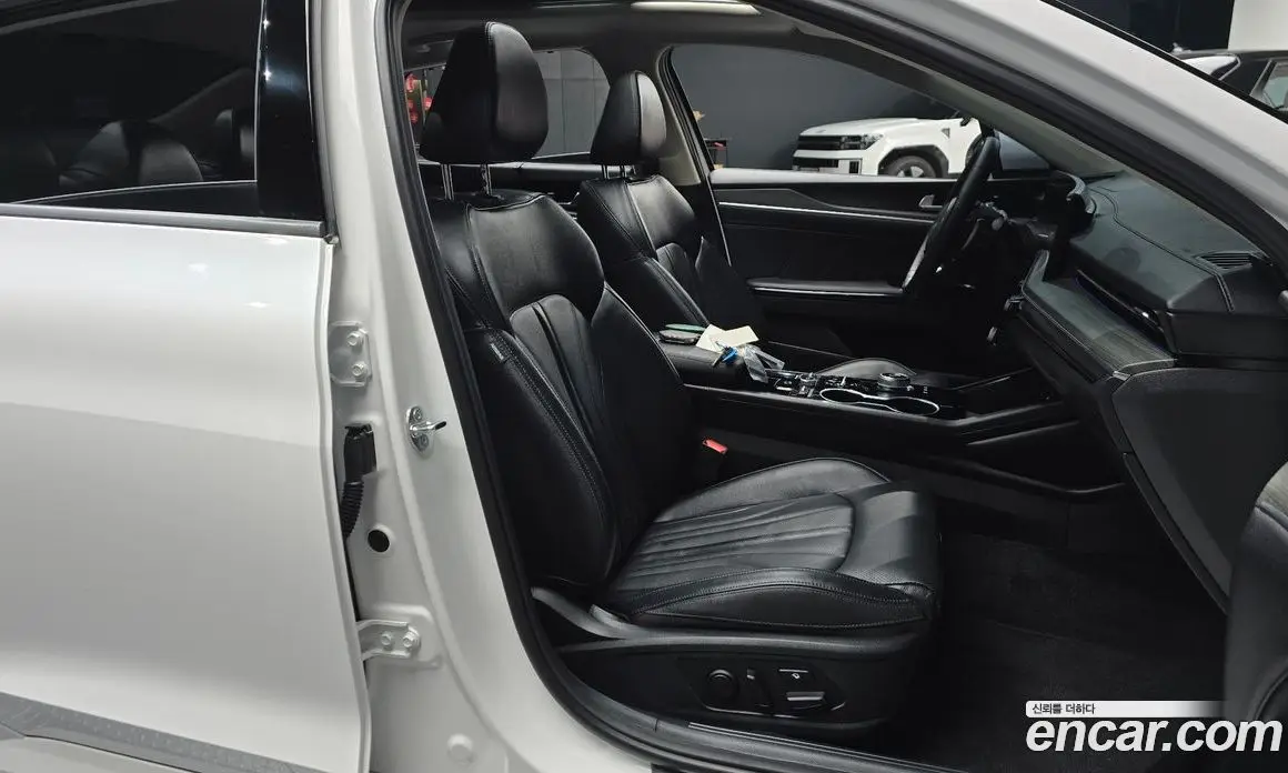 Kia K5 (Optima) 2025 1.6 автомат (гидро), фото 16