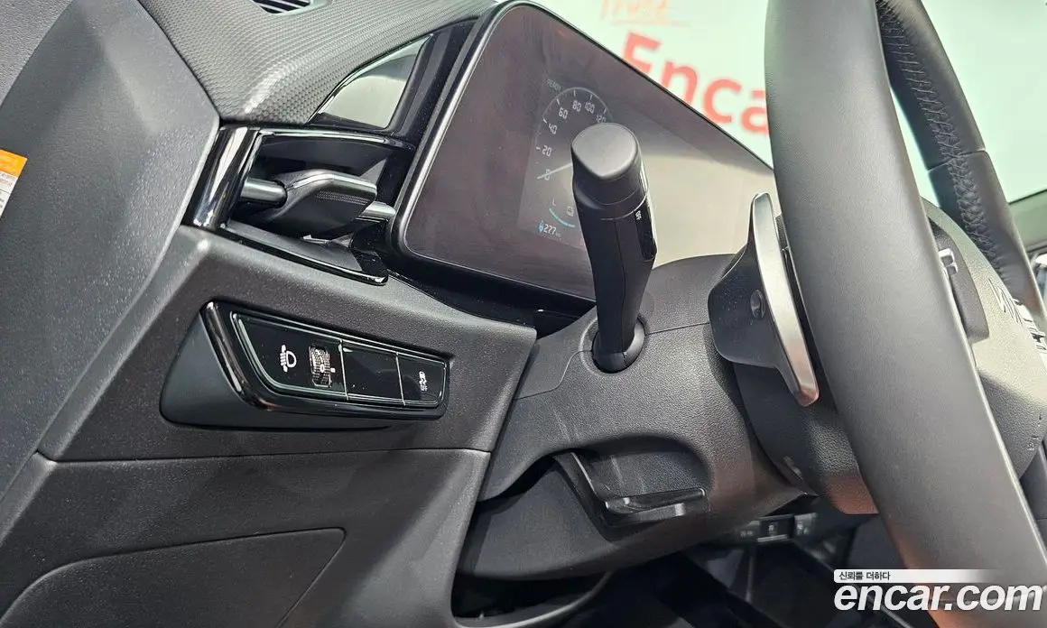 Kia Niro 2022 0.2 автомат (гидро), фото 25