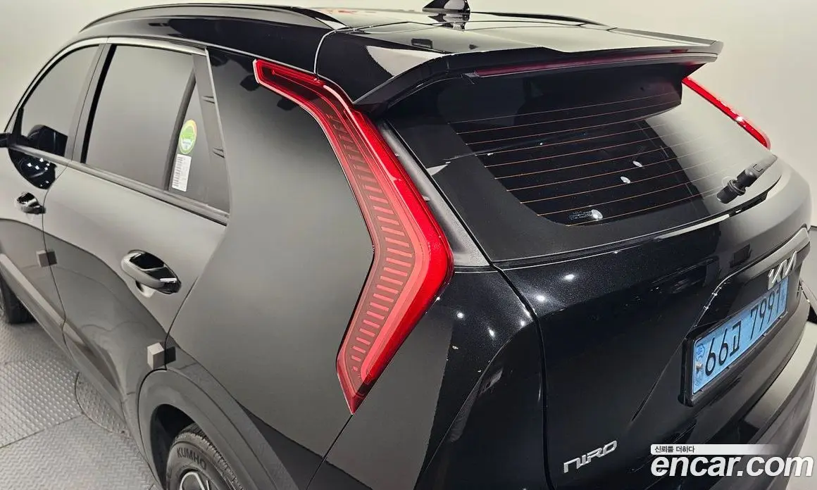 Kia Niro 2022 0.2 автомат (гидро), фото 9