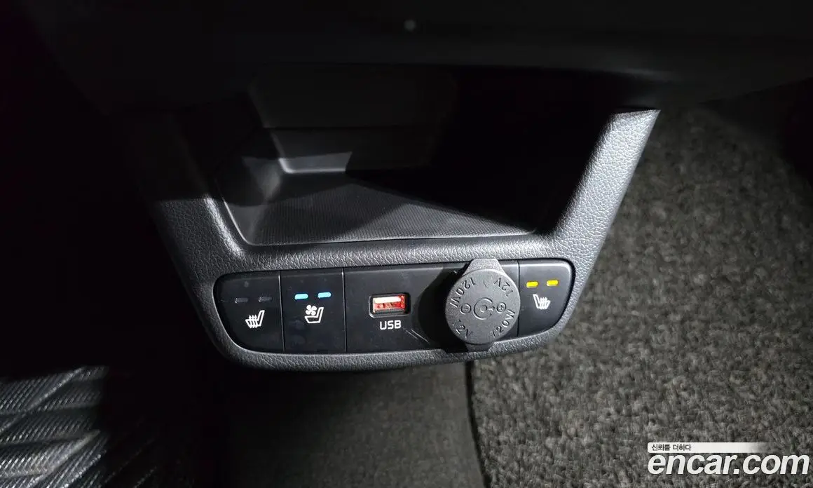 Kia Ray 2024 1.0 автомат (гидро), фото 18