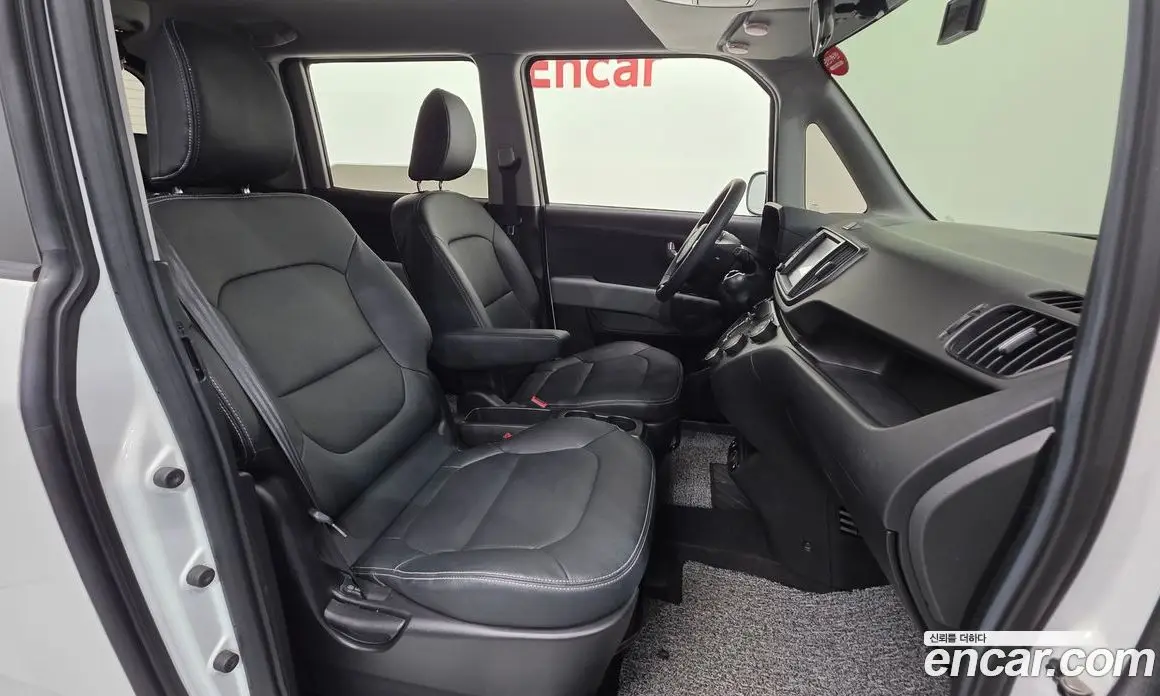 Kia Ray 2024 1.0 автомат (гидро), фото 13